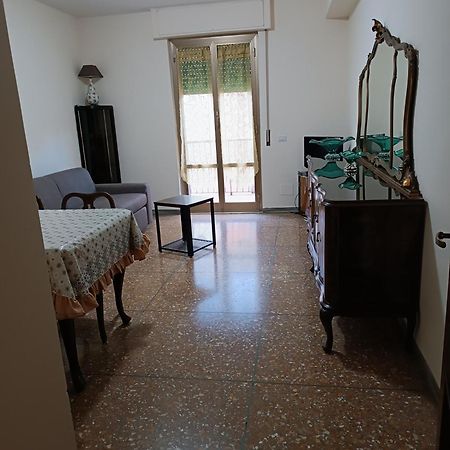Hortis Apartment, 5 Persone, 2 Camere, Balcone, Metro C E Tram Per Il Centro Rom Eksteriør billede